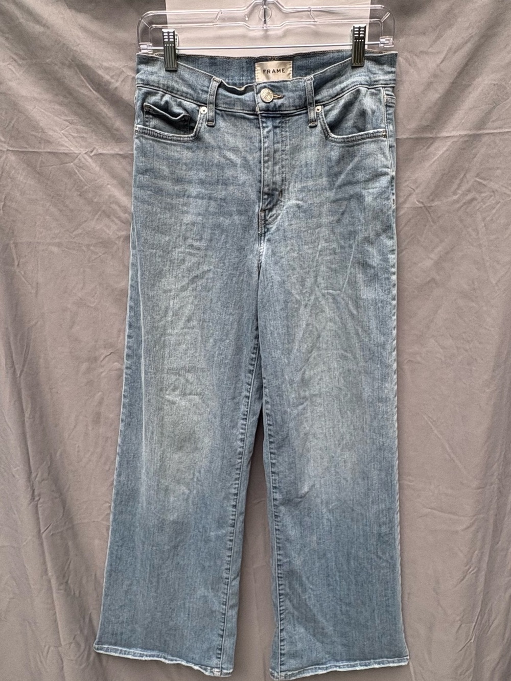 Frame High-Rise Wide Leg Jeans in Vintage Light Blue Wash